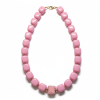 Collier Cube rose bonbon