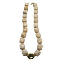 Collier Cube nougat marbré