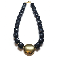 Collier Cube noir marbré