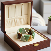 Bracelet triangle vert jungle