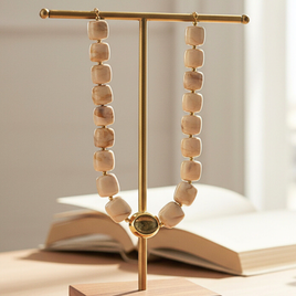 Collier Cube nougat marbré