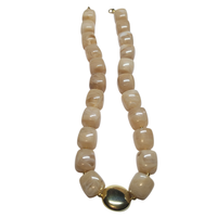 Collier Cube nude marbré