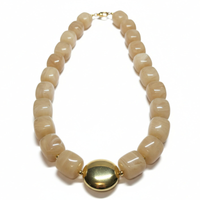 Collier Cube nude marbré