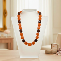 Collier Cube orange léopard