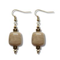Boucles d'oreilles ice cube beige marbré