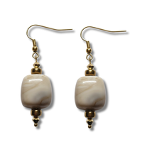 Boucles d'oreilles ice cube beige marbré