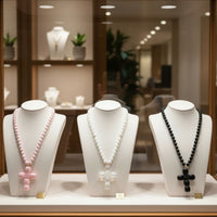 Collier grande croix en cube